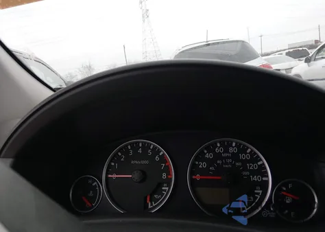 2006 Nissan Pathfinder S z USA, uszkodzony, nr VIN 5N1AR18U96C601563